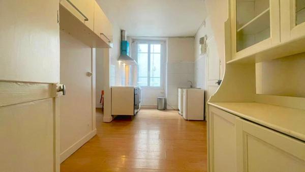 Appartement à louer 2 pièces VERSAILLES (78)