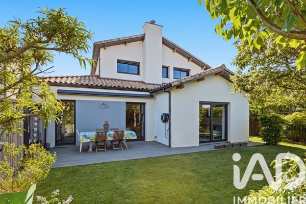 Maison à vendre 5 pièces 165 m² Gorges