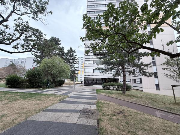 Appartement 4 pièces à vendre à Créteil - Proximité Université