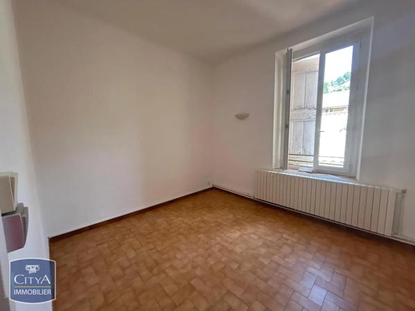 Appartement à louer 4 pièces 100m² Clermont-l'Hérault (34800)