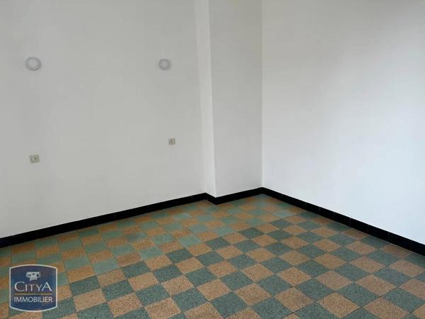 Appartement à louer 4 pièces 99.81m² Clermont-l'Hérault (34800)