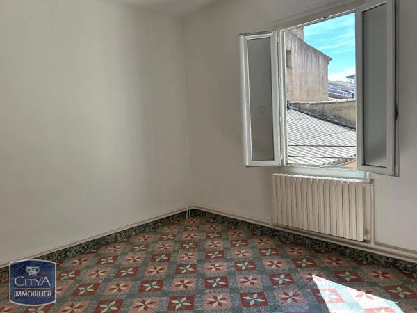 Appartement à louer 4 pièces 100m² Clermont-l'Hérault (34800)