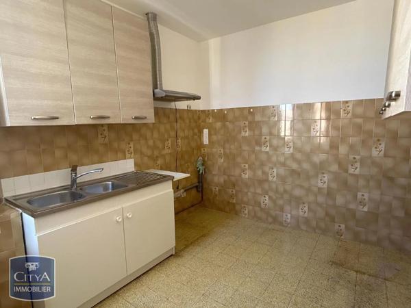 Appartement à louer 4 pièces 100m² Clermont-l'Hérault (34800)