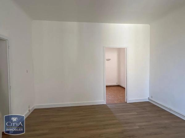 Appartement à louer 4 pièces 99.81m² Clermont-l'Hérault (34800)