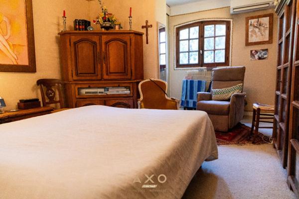 AIX EN PROVENCE - LE MONTAIGUET - MAISON DE CHARME A RENOVER  - 133 M2 - T5 - TERRAIN 1 380 M2 - PISCINE - GARAGE - 895 000 