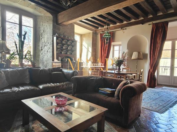 Résidence atypique au charme historique