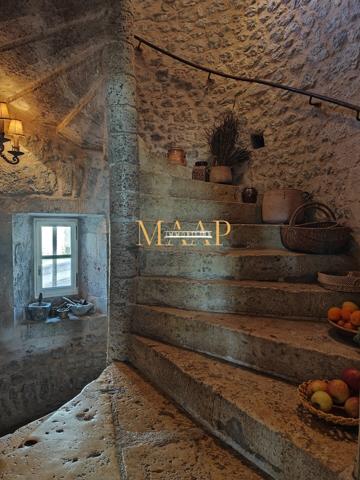 Résidence atypique au charme historique