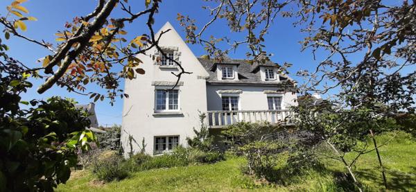 Finistère (29) - Crozon - Proximité, port et plages