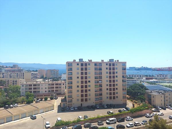 Appartement Ajaccio 2 pièces - 47m² - Entrée de la ville - Vue mer- Parking
