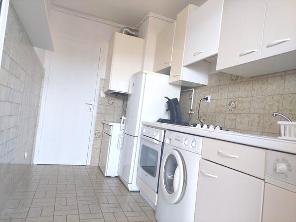 Appartement Ajaccio 2 pièces - 47m² - Entrée de la ville - Vue mer- Parking