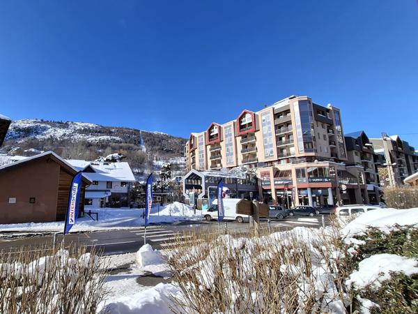 Studio - " Face aux Pistes " - Le PROREL