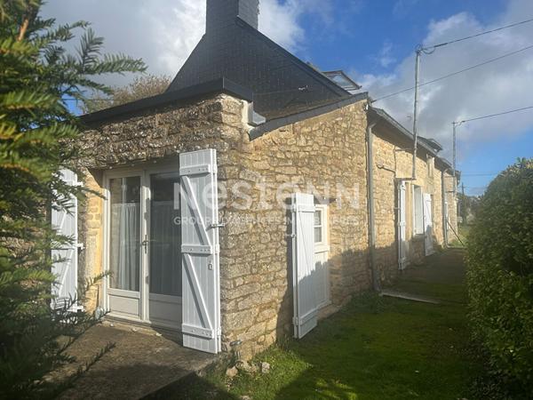 Questembert, au calme d'un hameau, ensemble de 2 maisons en pierres