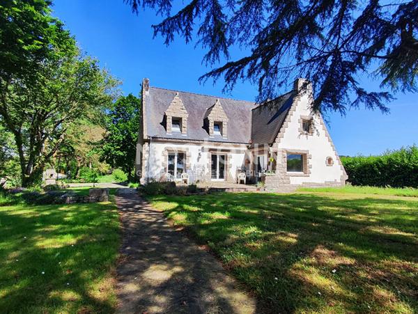 Grande maison familiale à vendre à Bignan en campagne - 3500m² de terrain