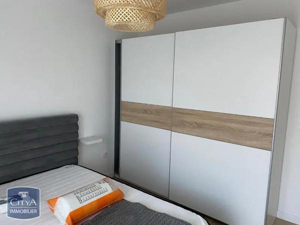 Appartement à louer 2 pièces 42.25m² La Garenne-Colombes (92250)