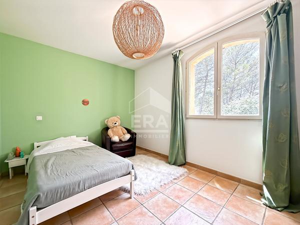 Maison Bouc Bel Air 7 pièce(s) 252 m2