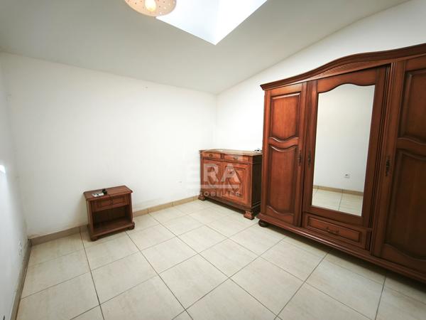 Propriété familiale avec ascenseur, piscine et maison d'invités