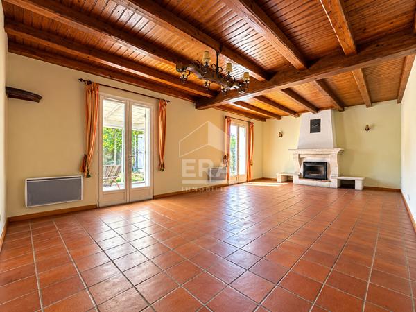 Maison de plain-pied 130 m² - 3 chambres - Terrain 1 000 m² - Proche commerces à Arvert