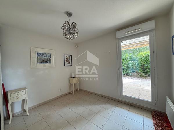 A VENDRE 13600 LA CIOTAT APPARTEMENT T3 DE 65M² EN REZ DE JARDIN AVEC TERRASSE  DEUX PLACES DE PARKING
