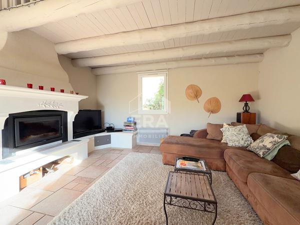 A VENDRE 84120 PERTUIS MAISON TYPE 5 PIECES DE 136 M² AVEC JARDIN, PISCINE ET GARAGE.