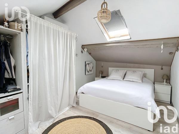 Immeuble à vendre 216 m² Condé-Sainte-Libiaire