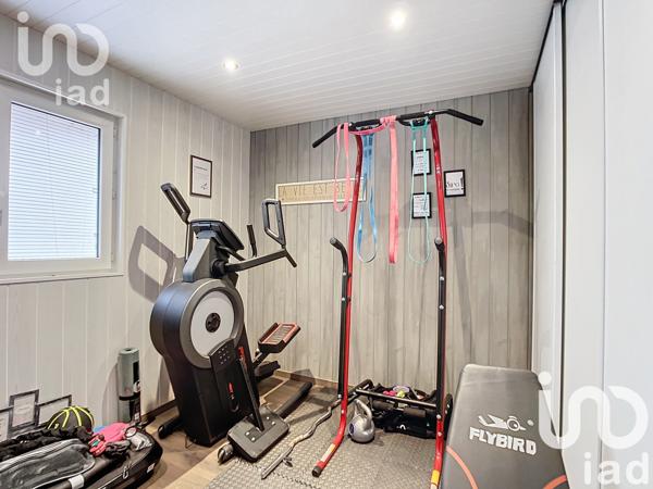 Immeuble à vendre 216 m² Condé-Sainte-Libiaire