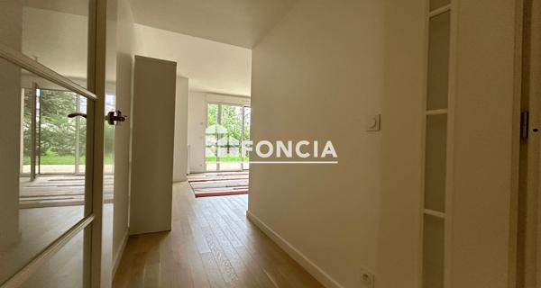 Location Appartement meublé 3 pièces 59.88 m² - Le Vésinet 78110