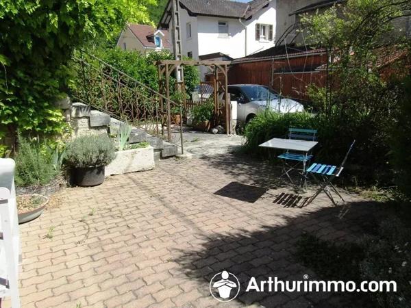 Location                                                      Appartement
                        
                     3 pièces                      63 m2                     à Hérimoncourt