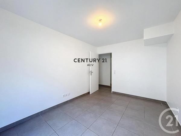 Appartement F4 à vendre  4 pièces - 60,11 m 2   CHOISY LE ROI  - 94