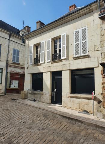 IMMEUBLE COMMERCIAL À VENDRE À SAINT AIGNAN