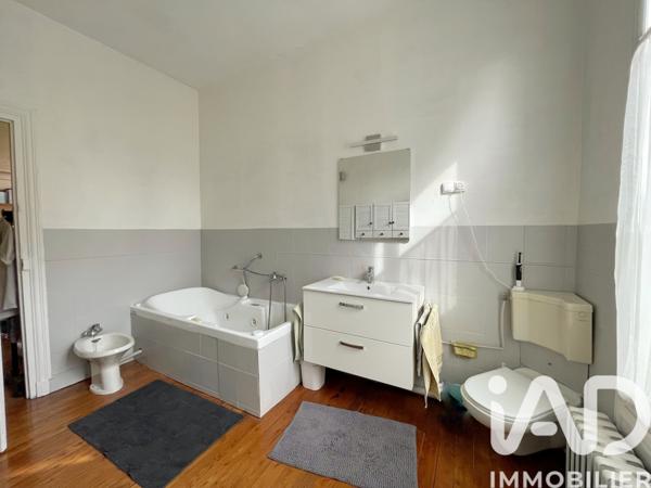 Maison à vendre 10 pièces 309 m² Compiègne