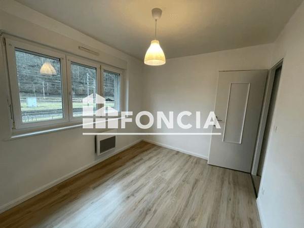 Location Appartement 3 pièces 54.6 m² - 19 RUE AUGISTROU Longuyon 54260