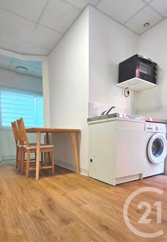 Appartement F3 à vendre  3 pièces - 49,27 m 2   ST DENIS  - 93