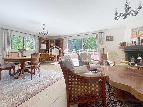 Maison 7pc à vendre à Bagnols-en-forêt proche mer