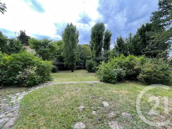 Maison à vendre  8 pièces - 273,94 m 2   BEAUCHAMP  - 95