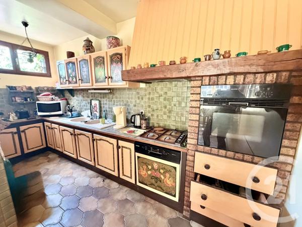 Maison à vendre  8 pièces - 273,94 m 2   BEAUCHAMP  - 95