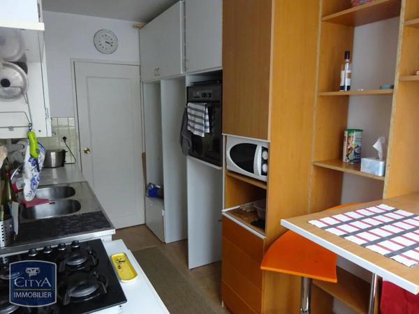 Appartement à louer 2 pièces 48.6m² Corbeil-Essonnes (91100)