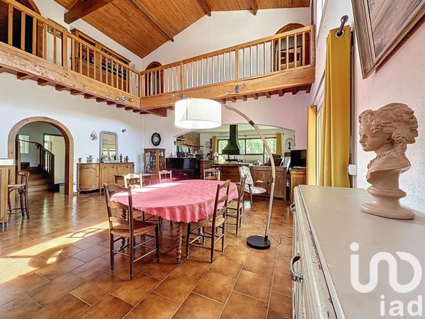 Maison à vendre 6 pièces 250 m² Septfonds