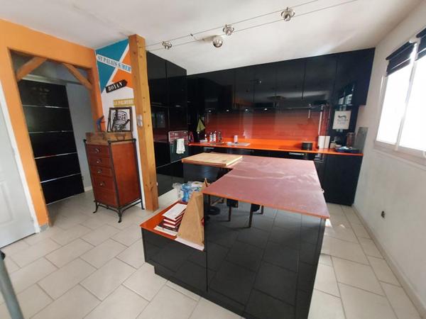 Maison  proche centre bourg 4 pièce(s) 85 m2