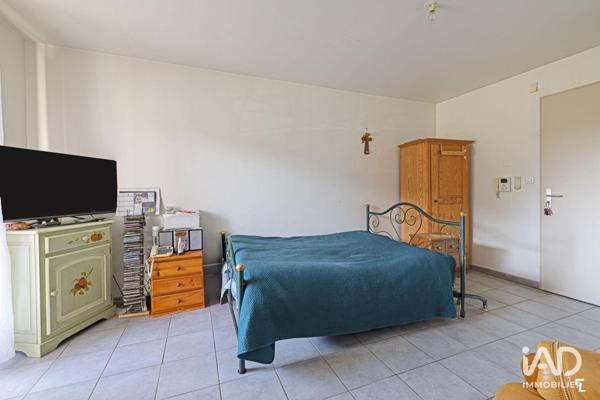 Appartement à vendre 2 pièces 29 m² Saint-Quentin-la-Poterie