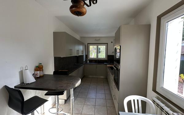 Maison à vendre    5 pièces • 148 m2 Six-Fours-les-Plages