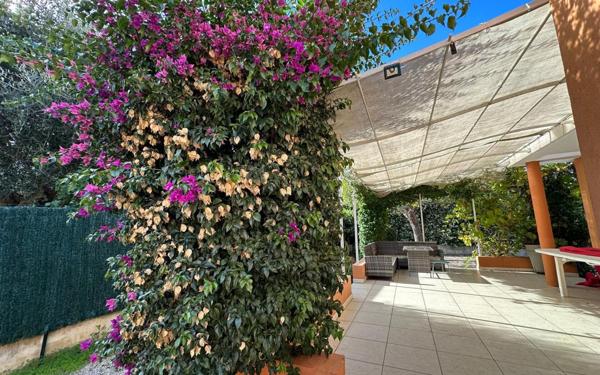 Maison à vendre    5 pièces • 148 m2 Six-Fours-les-Plages