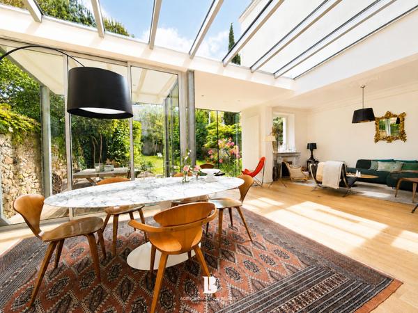 Acheter Maison 8 pièces - 217 m²