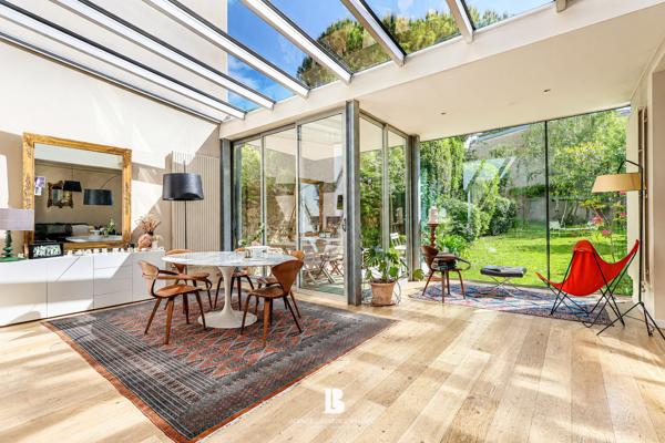 Acheter Maison 8 pièces - 217 m²