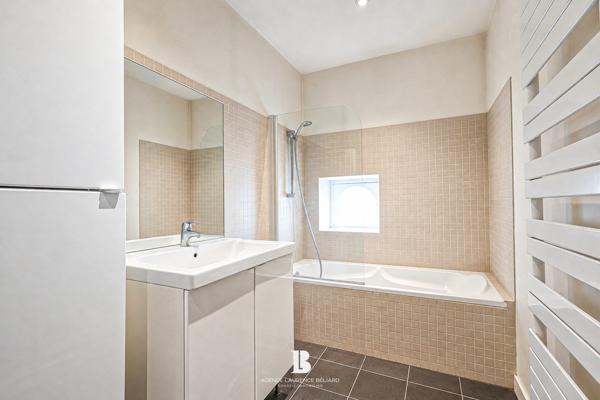 Acheter Maison 8 pièces - 217 m²