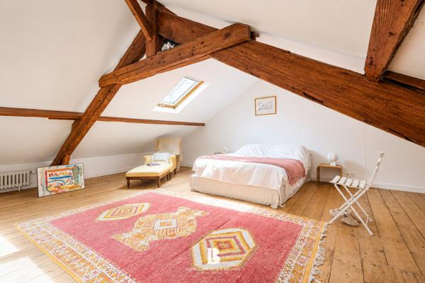 Acheter Maison 8 pièces - 217 m²