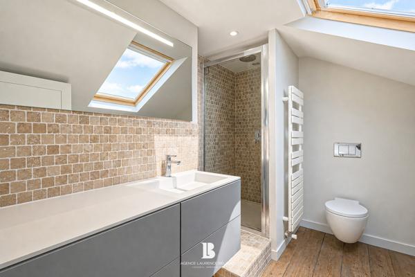 Acheter Maison 8 pièces - 217 m²