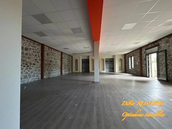 À LOUER – Local commercial +200m² - SAINT DENIS CENTRE VILLE(974)