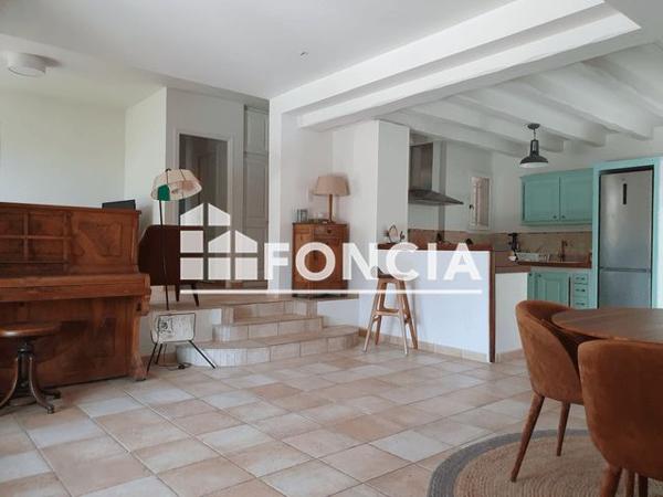 Location Maison 6 pièces 171.6 m² - CHEMIN DE VERANNE Saint Maximin La Sainte Baume 83470