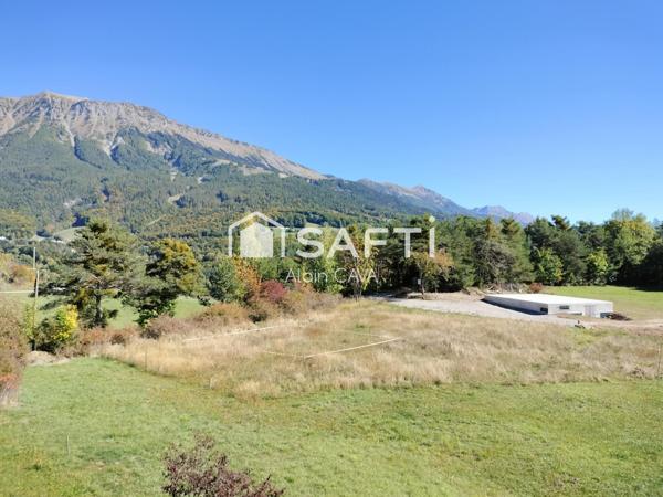 Terrain de 954m2 situé sur la commune de MONTCLAR.