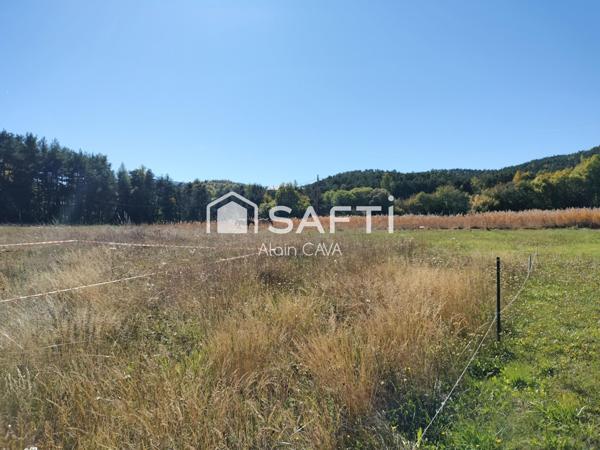 Terrain de 954m2 situé sur la commune de MONTCLAR.